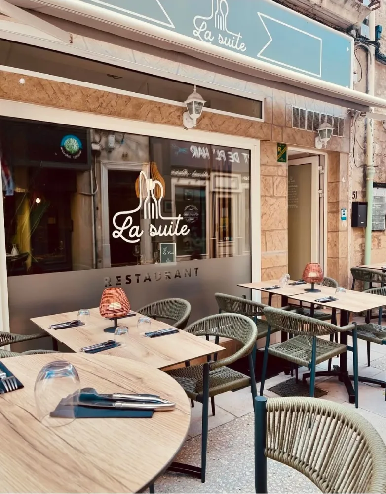 restaurant avec terrasse